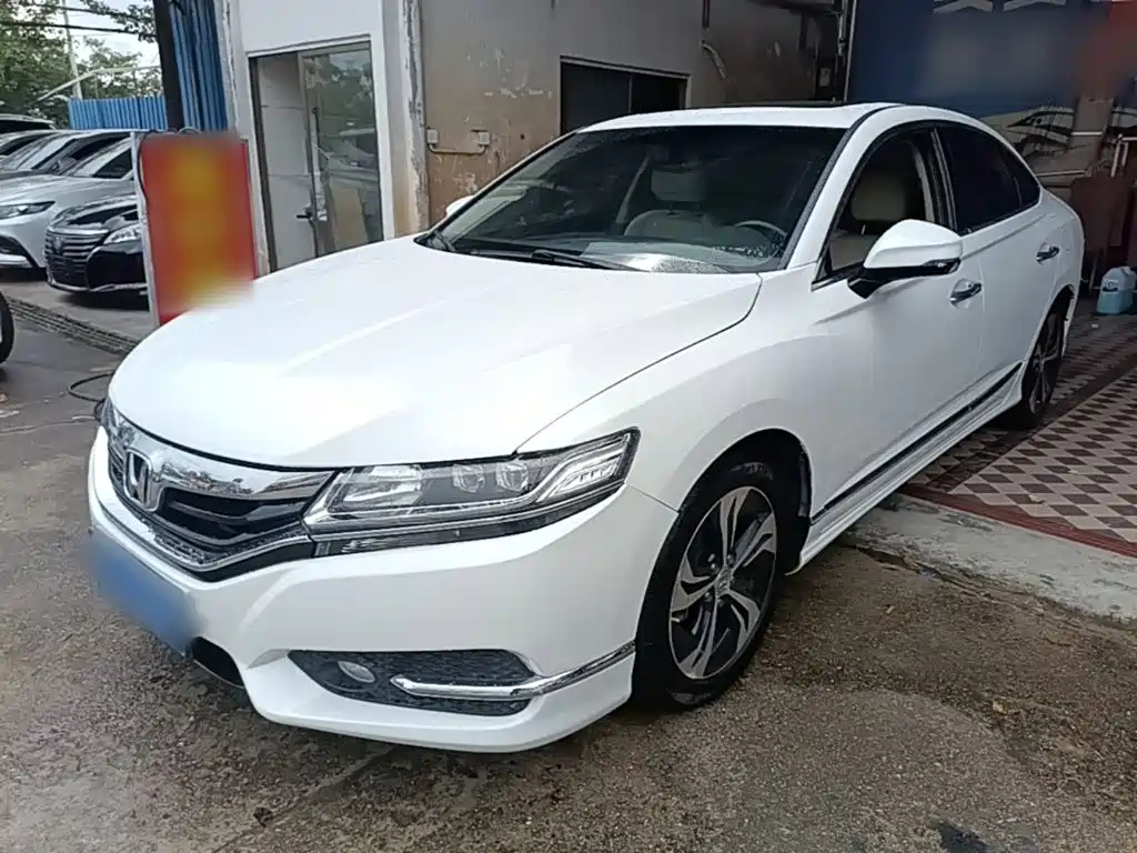 Honda Spirior 2015 — фото 2