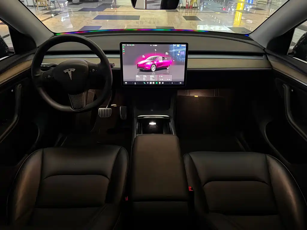 Tesla Model Y 2022 — фото 13