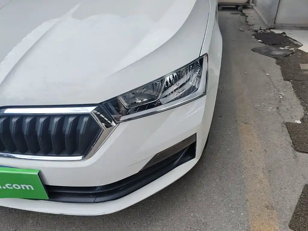 Skoda Rapid 2020 — фото 24