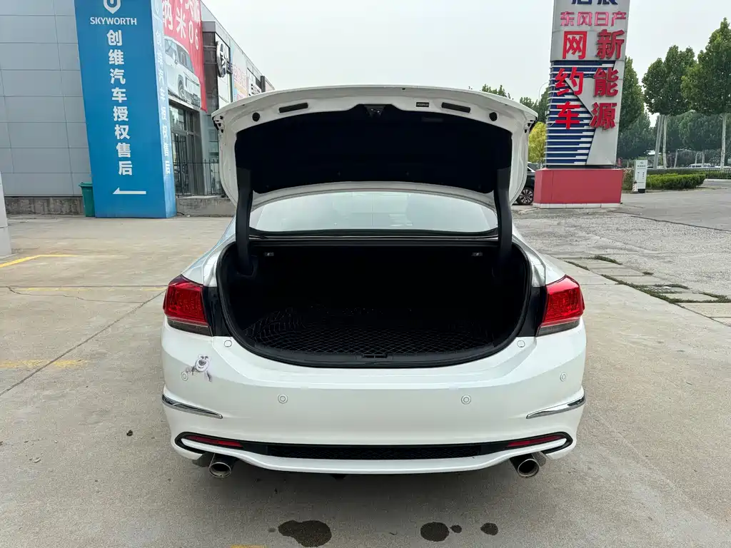 Honda Spirior 2015 — фото 13