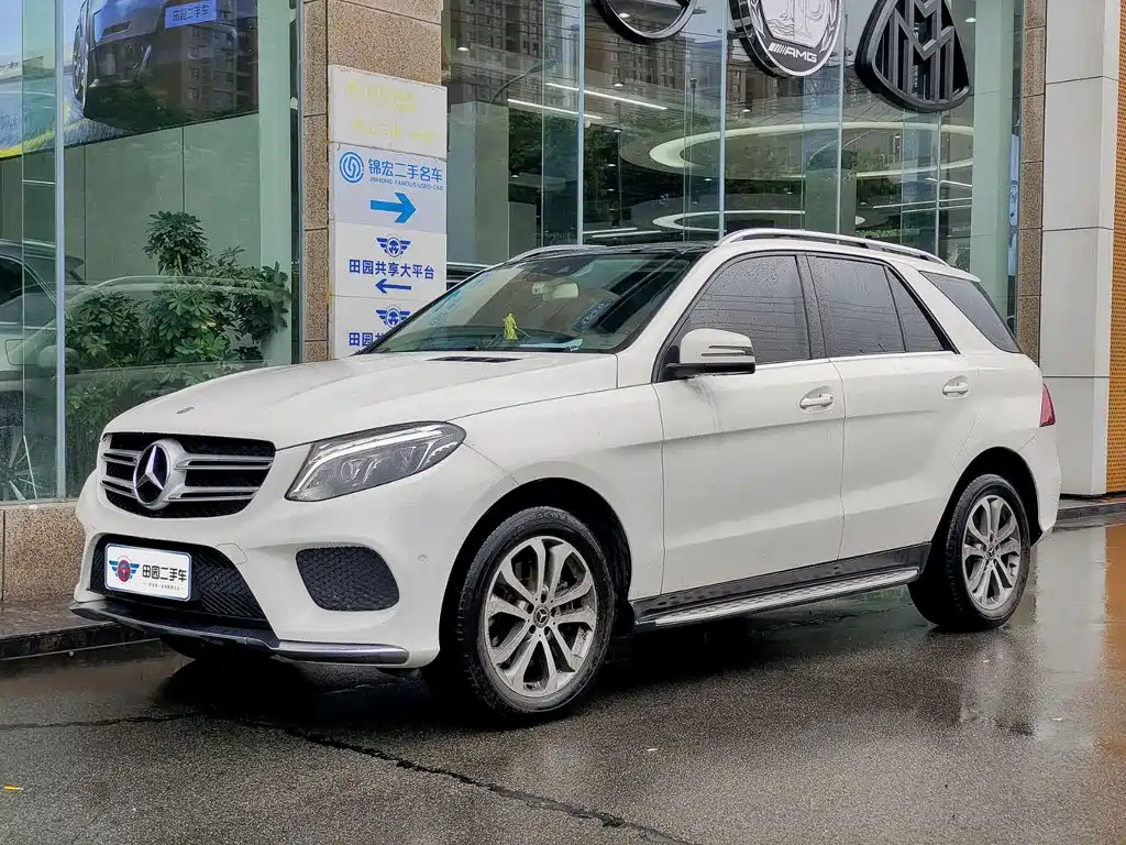 Mercedes-Benz GLE 2018 — фото 1