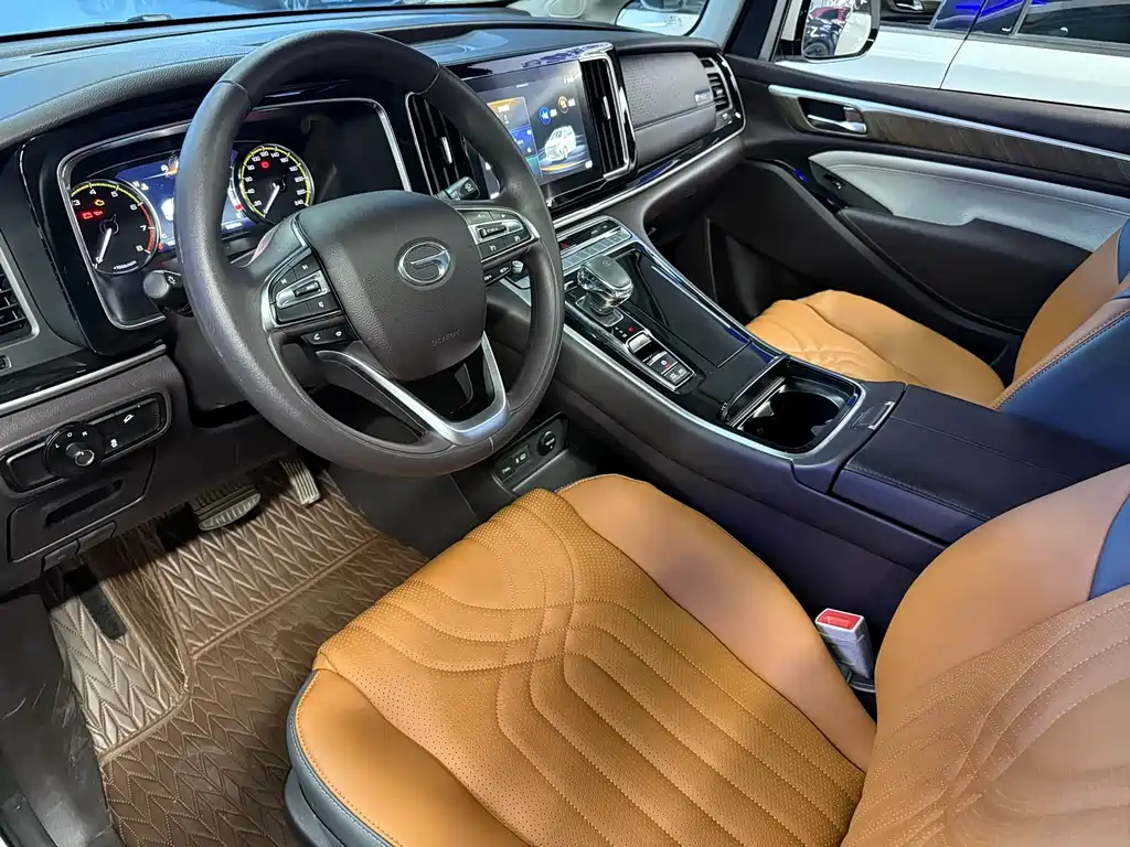 GAC Trumpchi M8 2023 — фото 3