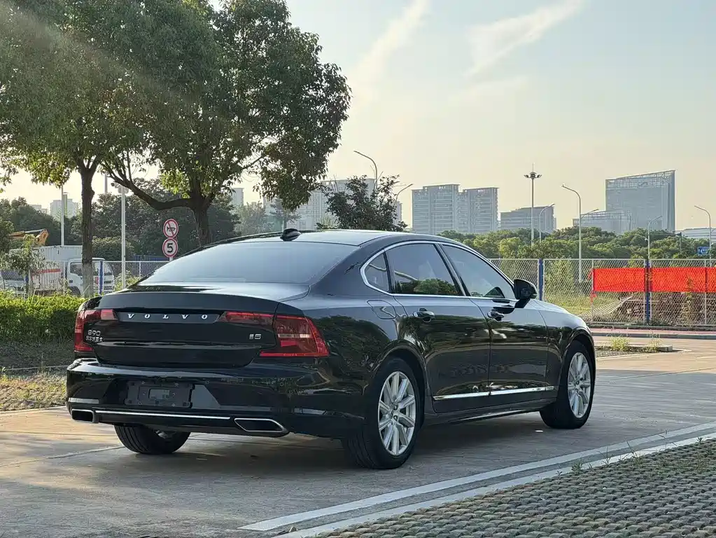 Volvo S90 2019 — фото 4