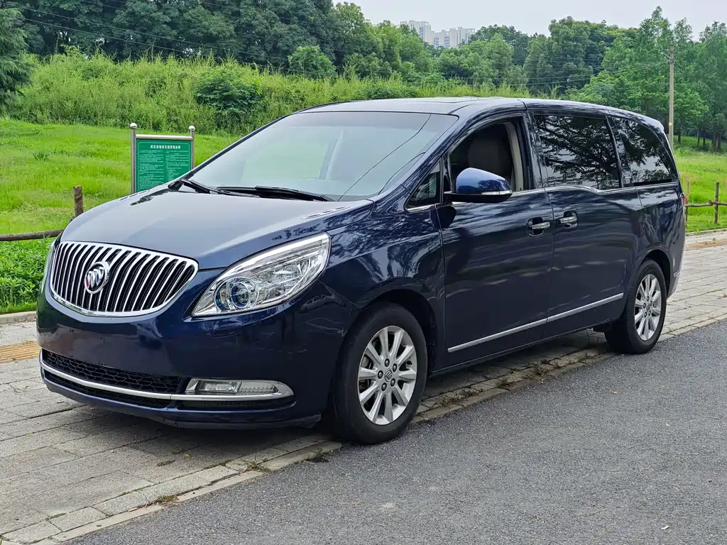 Buick GL8 2011