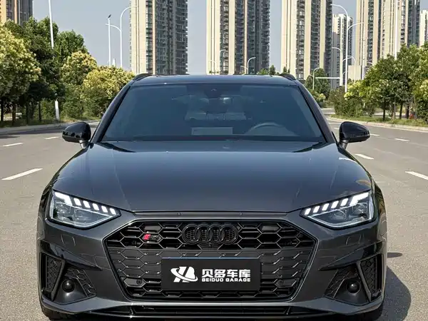 Audi S4 2025