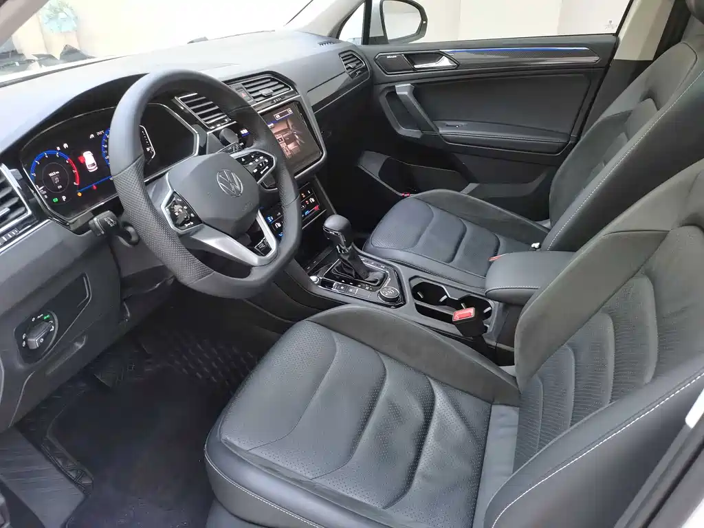 Volkswagen T-Roc 2019 — фото 15