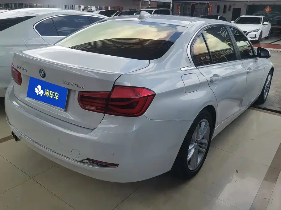BMW 3 Series 2017