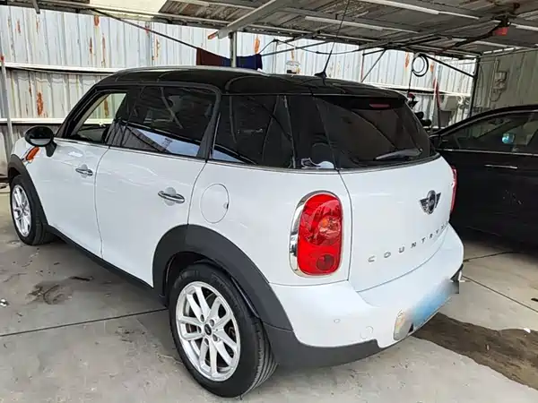 MINI Countryman 2014