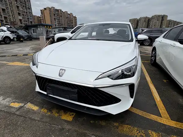 Roewe i5 2025
