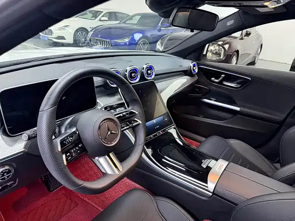 Mercedes-Benz C-Class 2023