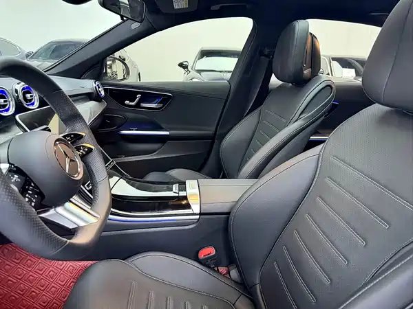 Mercedes-Benz C-Class 2023
