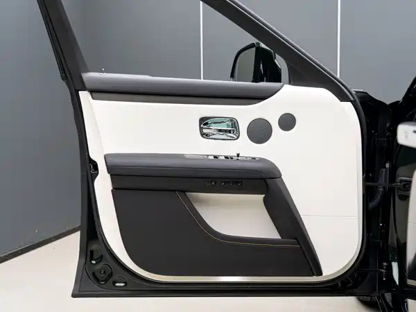 Rolls-Royce Ghost 2023