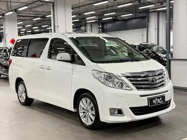 Toyota Alphard 2012