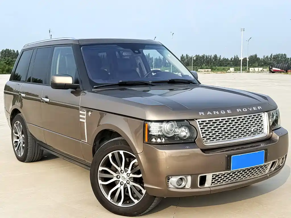 Land Rover Range Rover 2010 — фото 3