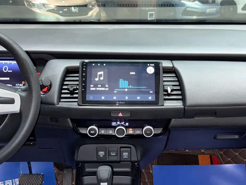 Honda Fit 2022 — фото 7