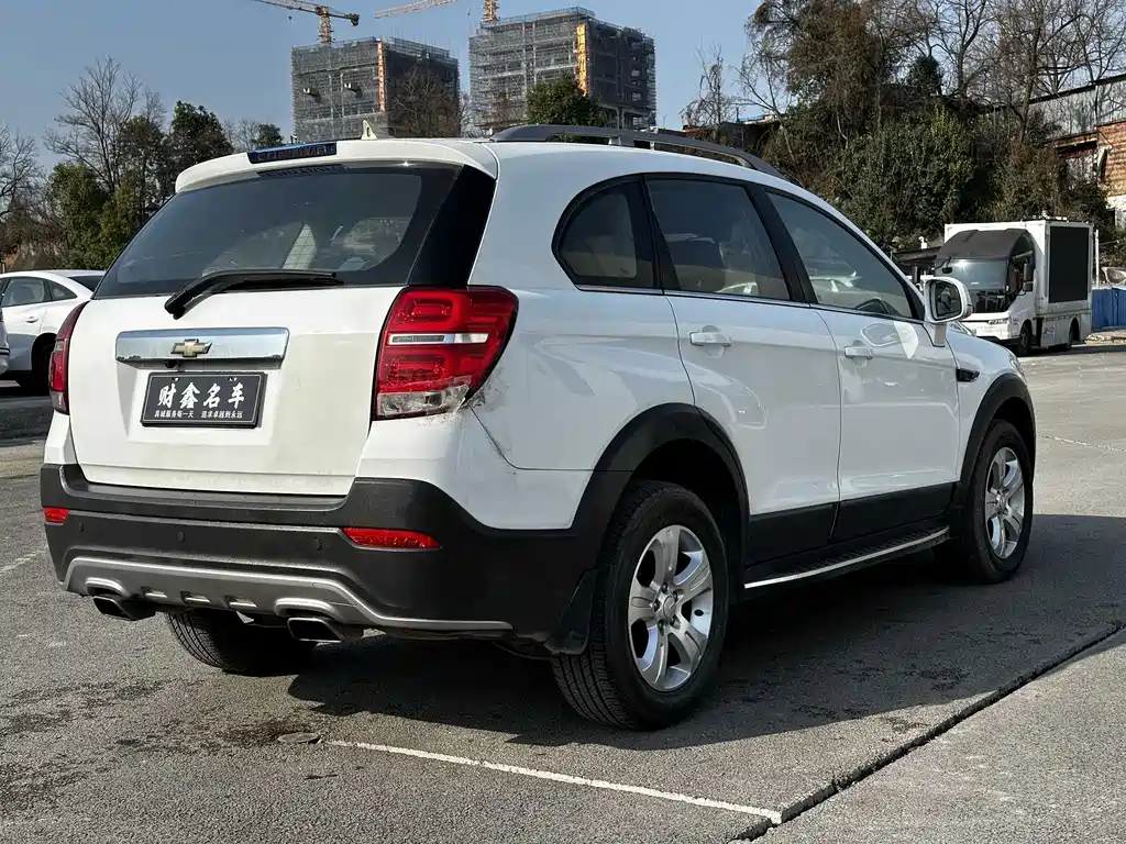 Chevrolet Captiva 2016 — фото 12