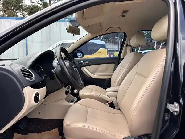 Volkswagen Lavida 2011