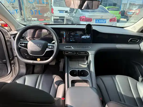 Roewe D7 2025