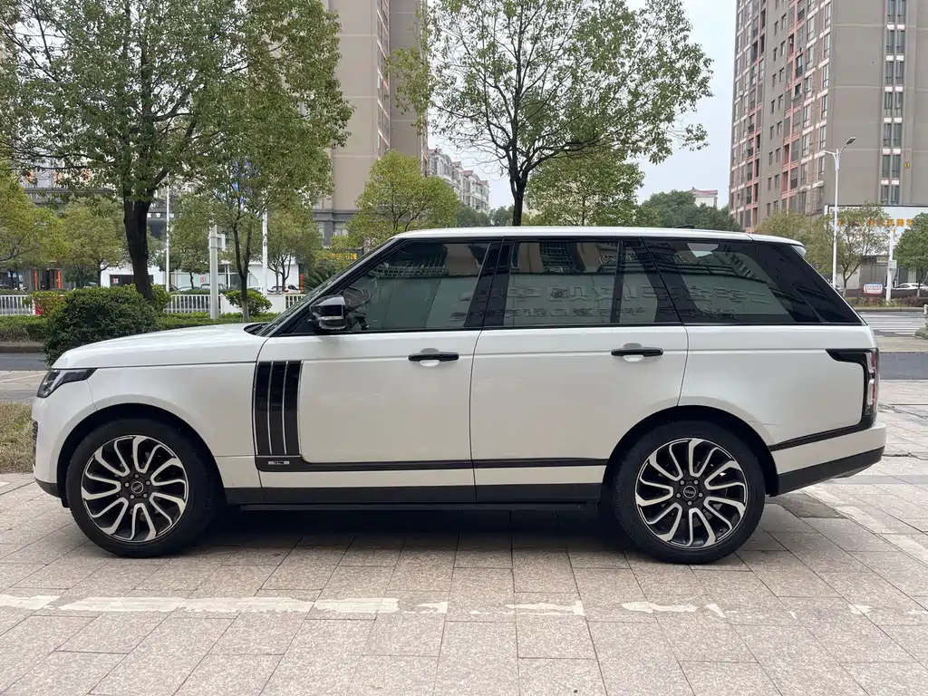 Land Rover Range Rover 2019 — фото 7