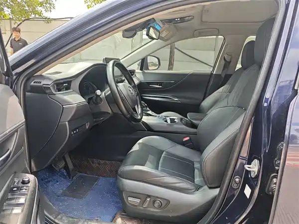 Toyota Harrier 2022