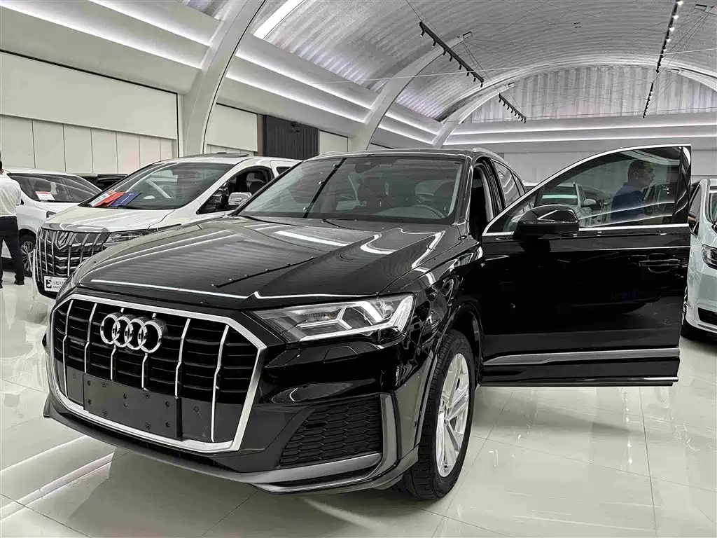 Audi Q7 2023 — фото 5