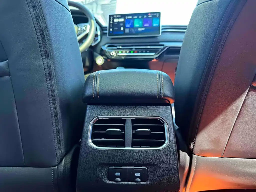 Haval Red Rabbit 2022 — фото 18