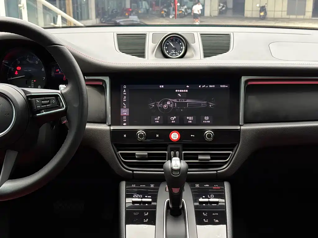 Porsche Macan 2022 — фото 14