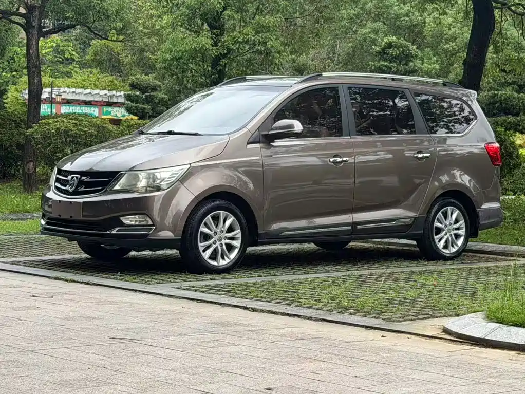Baojun 730 2016