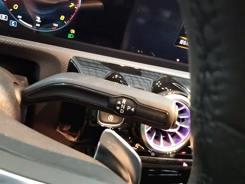 Mercedes-Benz A-Class 2020 — фото 14