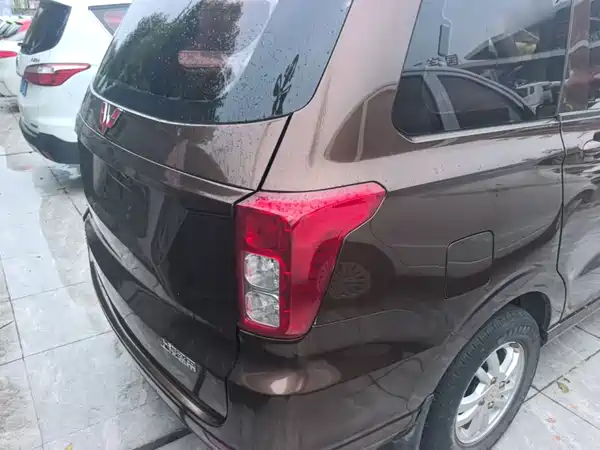 Wuling Hongguang 2019