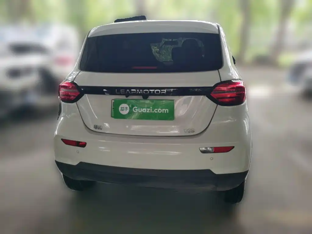 Leapmotor Zero Running T03 2025 — фото 12