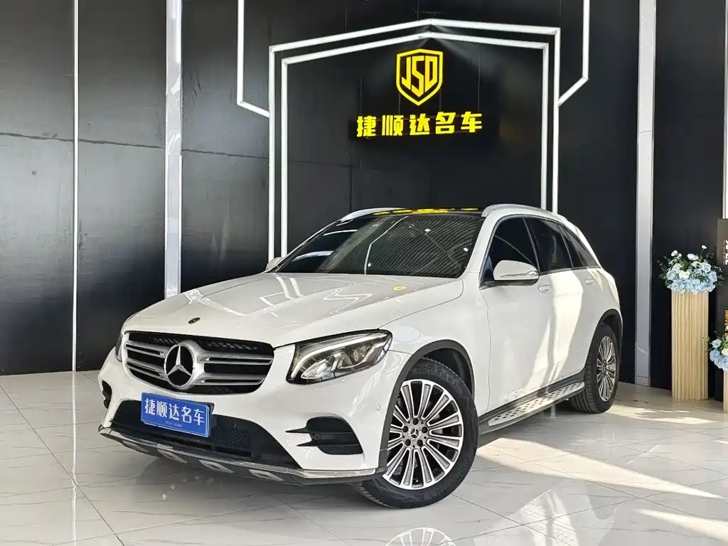Mercedes-Benz GLC 2017 — фото 1