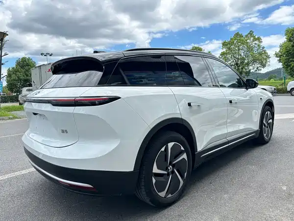NIO ES6 2024