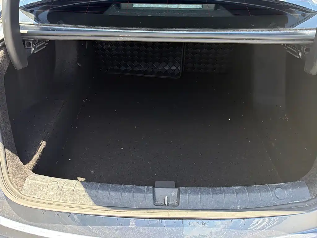 BYD Seal 05 DM-i 2025 — фото 14