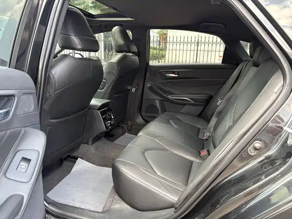 Toyota Avalon 2019