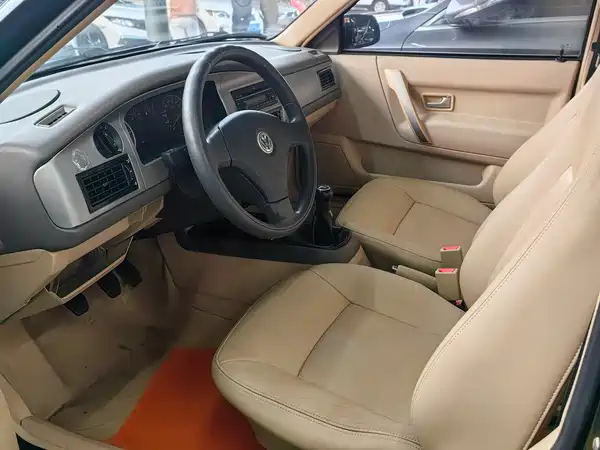 Volkswagen GMC 2010