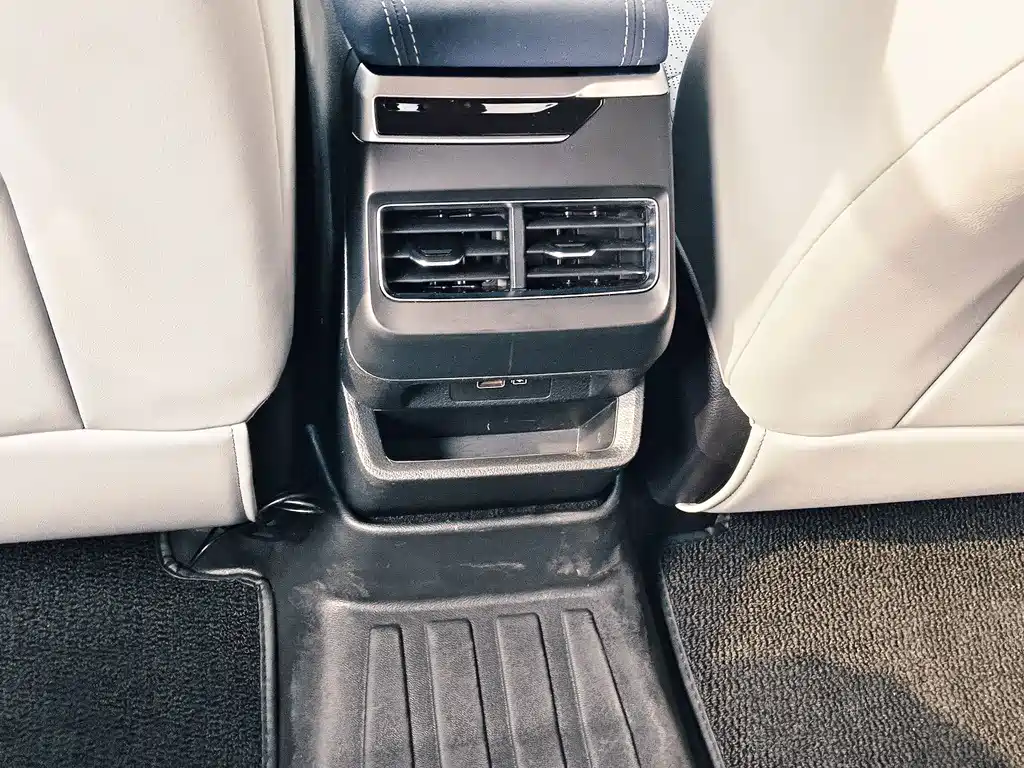 Geely Xingrui 2021 — фото 12
