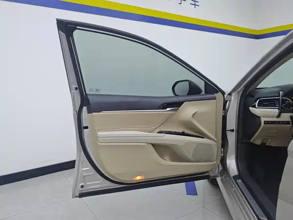 Toyota Camry 2020