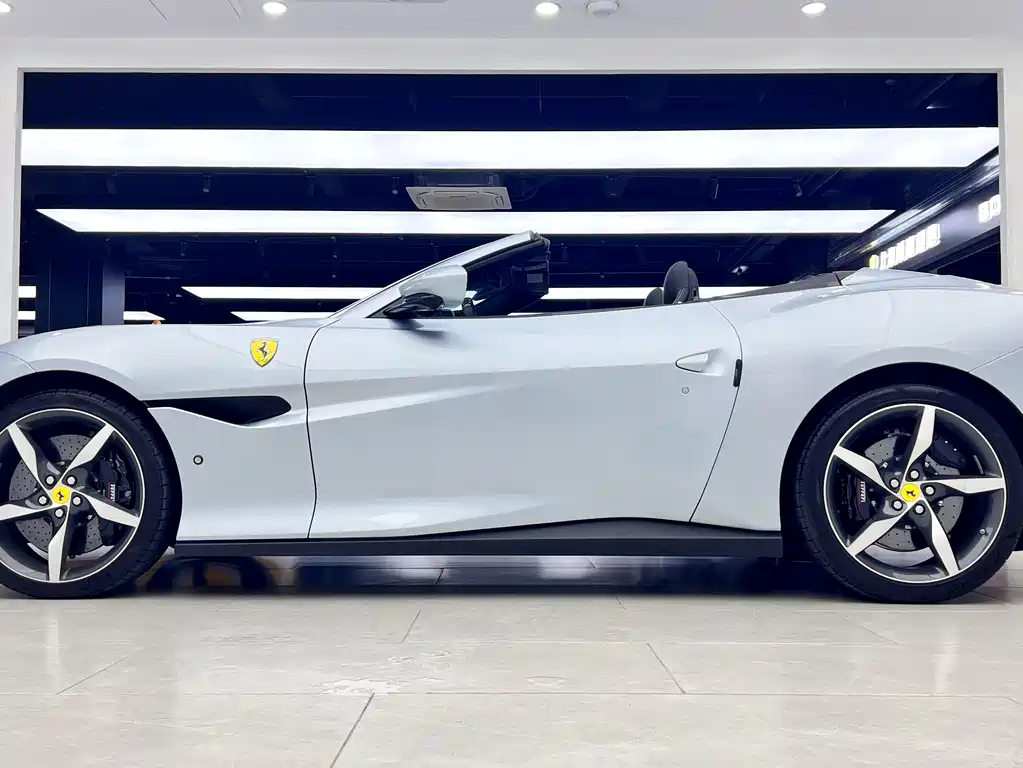 Ferrari Portofino 2021 — фото 3