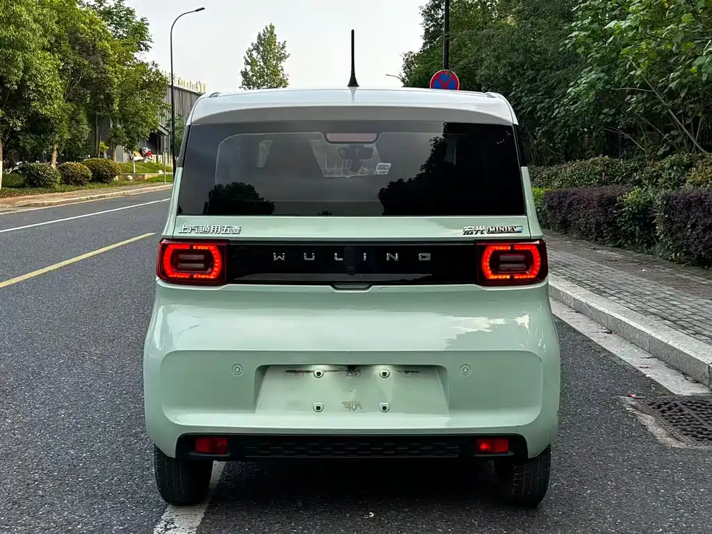 Wuling MINIEV 2021
