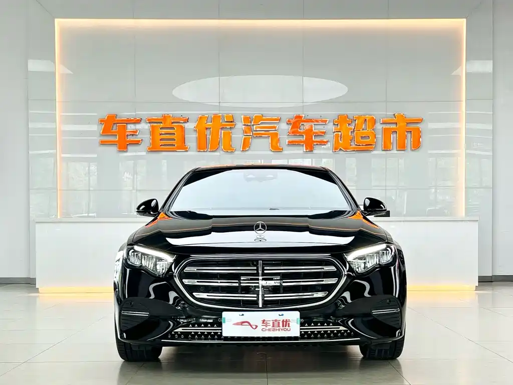 Mercedes-Benz E-Class 2025 — фото 3