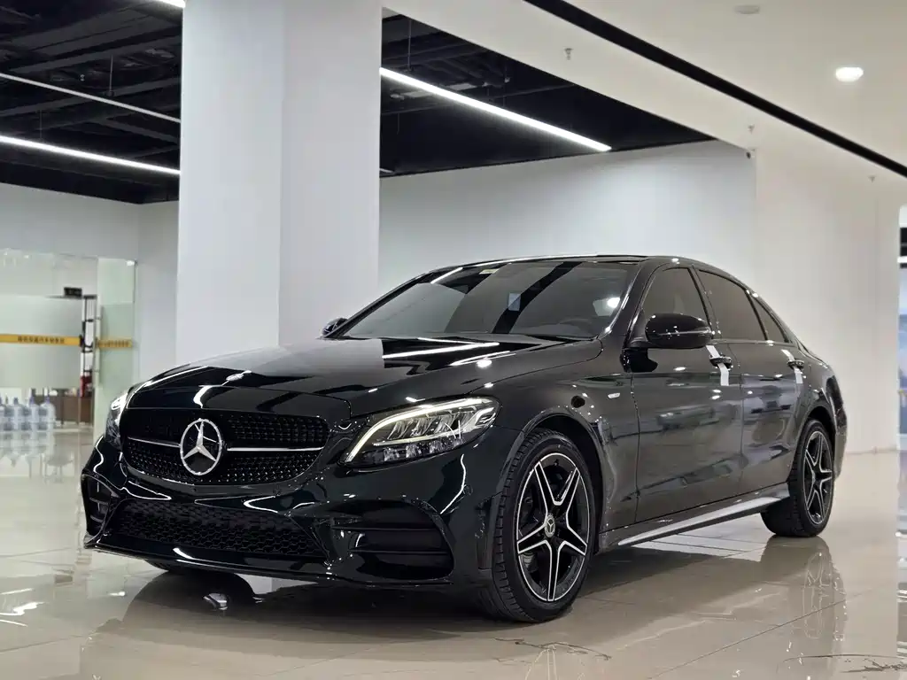Mercedes-Benz C-Class 2021