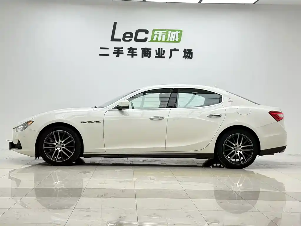 Maserati Ghibli 2016 — фото 3