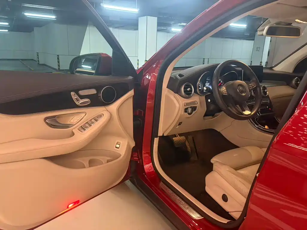 Mercedes-Benz GLC 2016