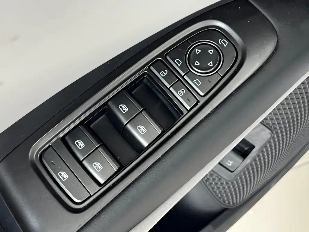 BYD Seal 06 DM-i Travel Edition 2025 — фото 15