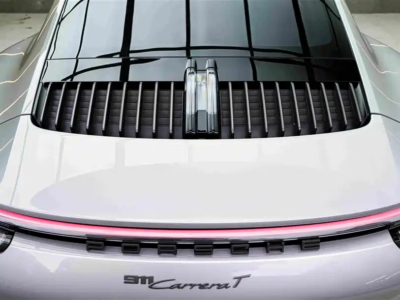 Porsche 911 2024 — фото 10