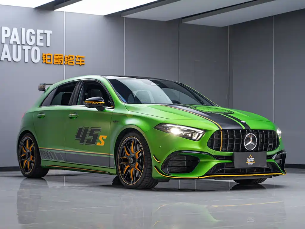 Mercedes-Benz A-Class AMG 2024 — фото 2