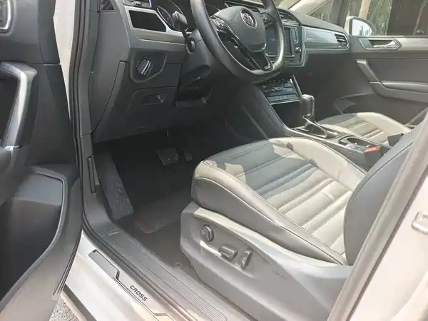 Volkswagen Touran 2021