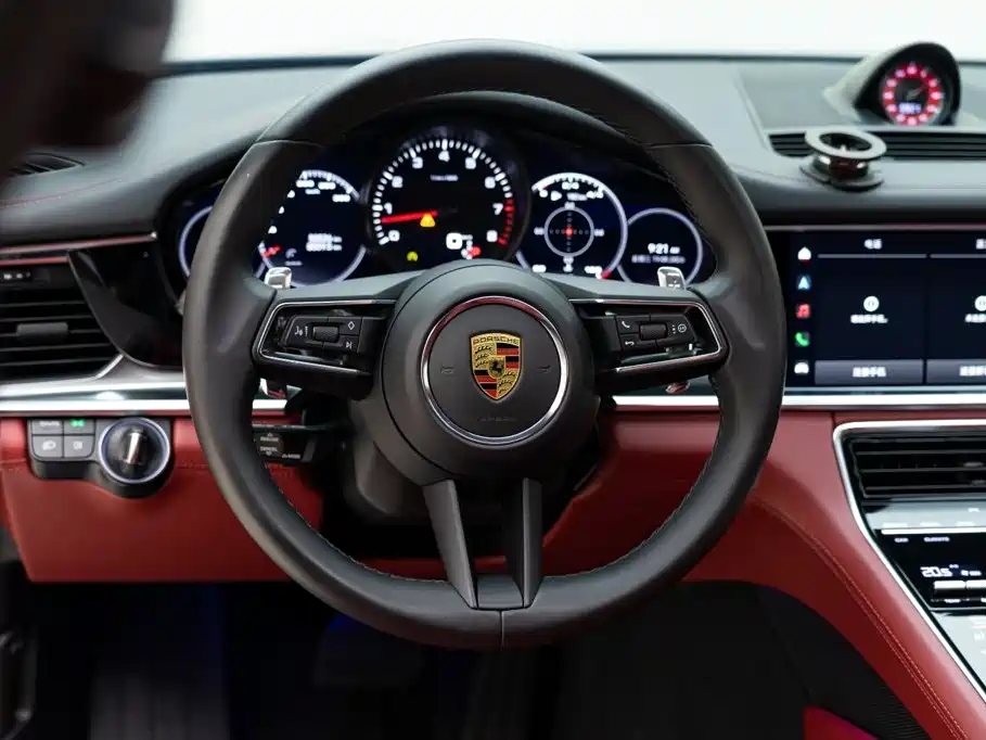 Porsche Panamera 2022 — фото 19