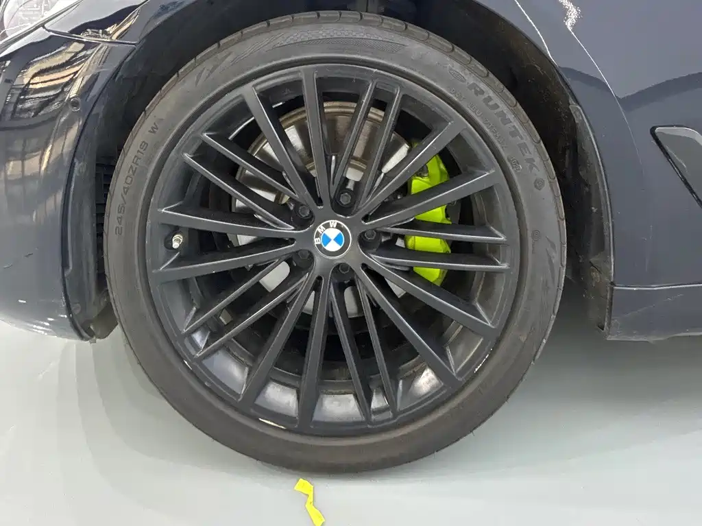 BMW 5 Series 2020